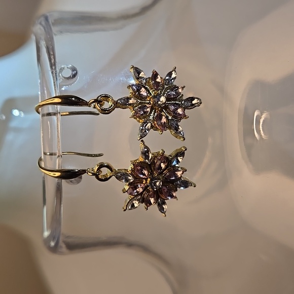 Crystal Gold Snowflake Shaped Alloy Dangle Earrings _ Minimalist Creative - Picture 5 of 7